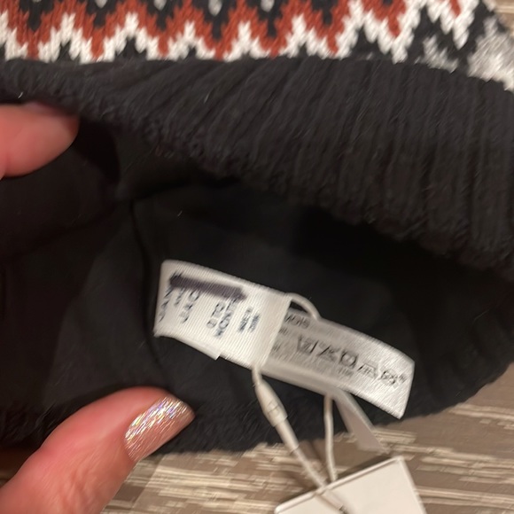 NWT Janie and Jack Beanie - Picture 2 of 2